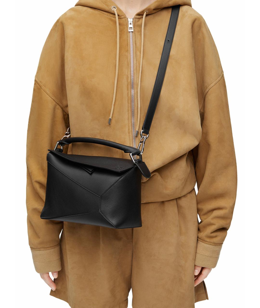 LOEWE Черная кожаная сумка через плечо, фото 4