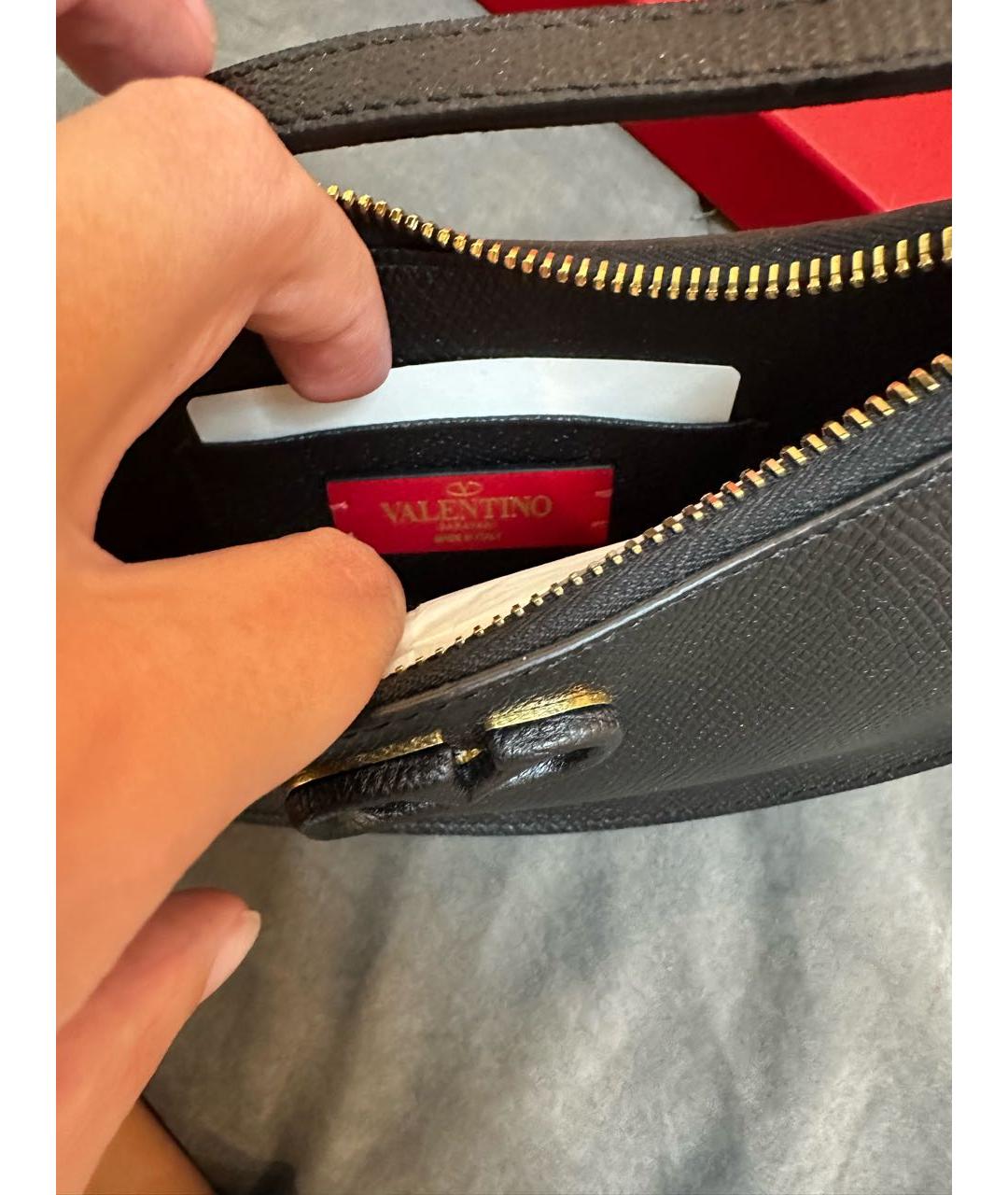 VALENTINO Черная кожаная сумка с короткими ручками, фото 3