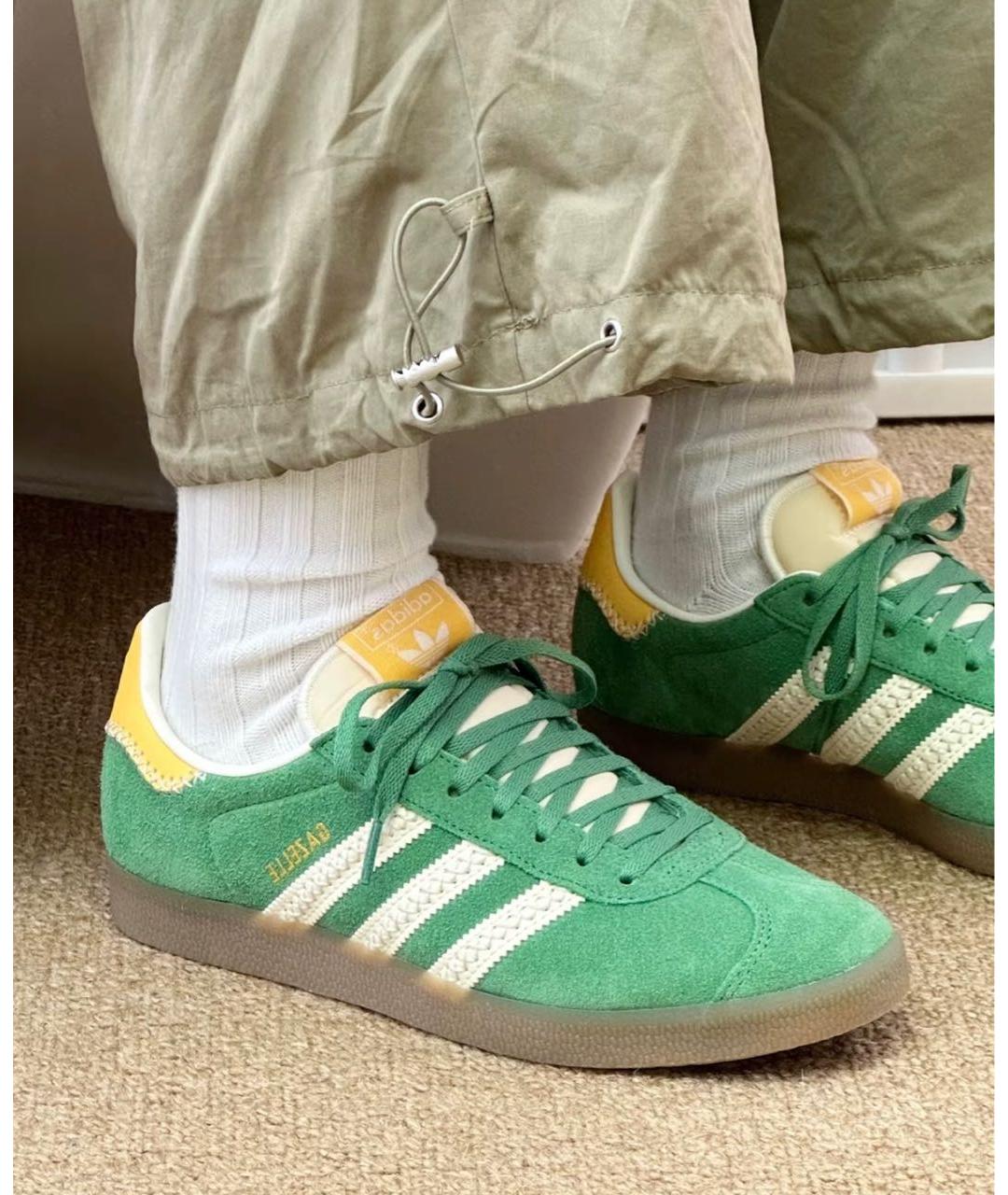 ADIDAS Зеленые замшевые кроссовки, фото 2