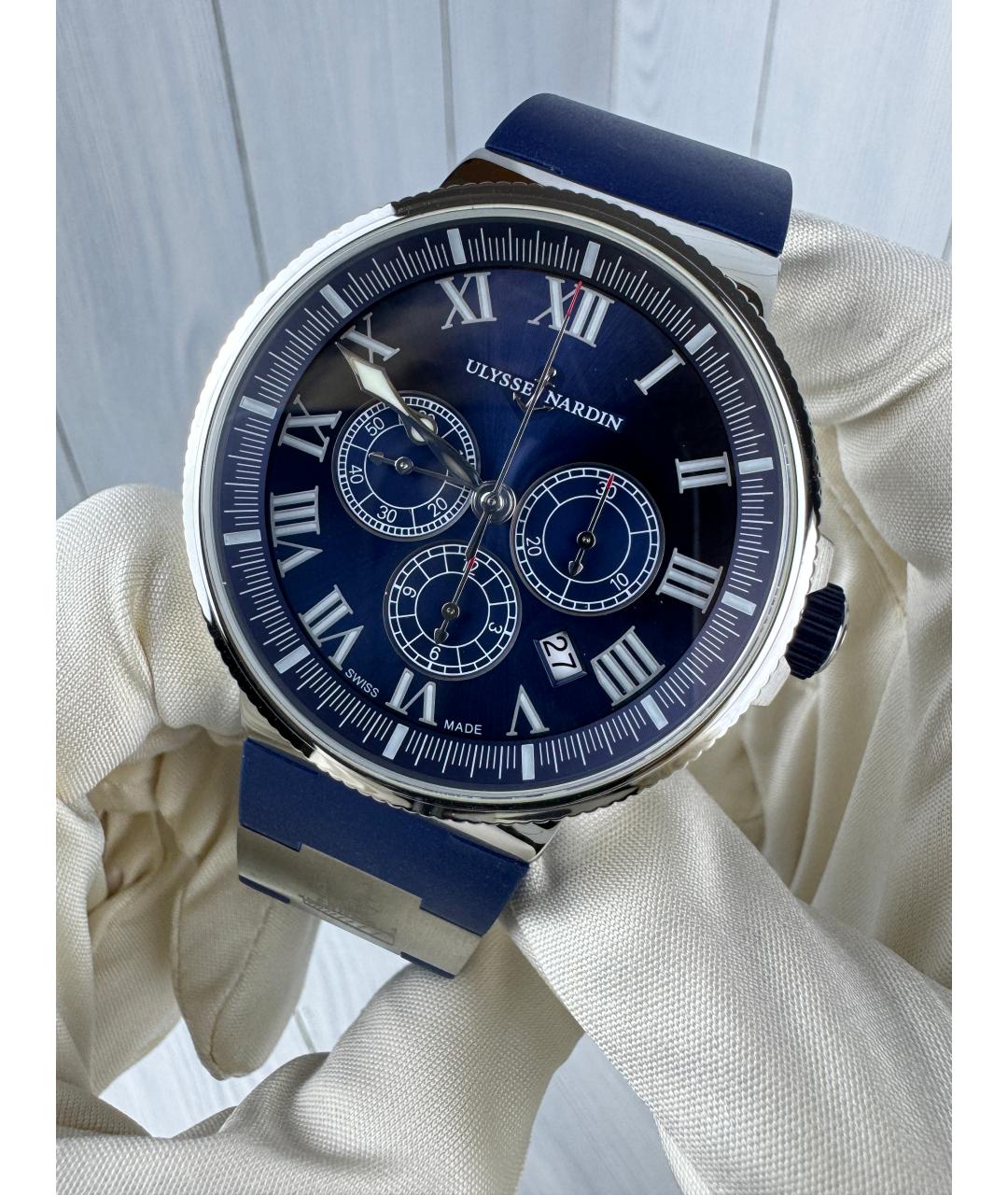 Ulysse Nardin Темно-синие часы, фото 3