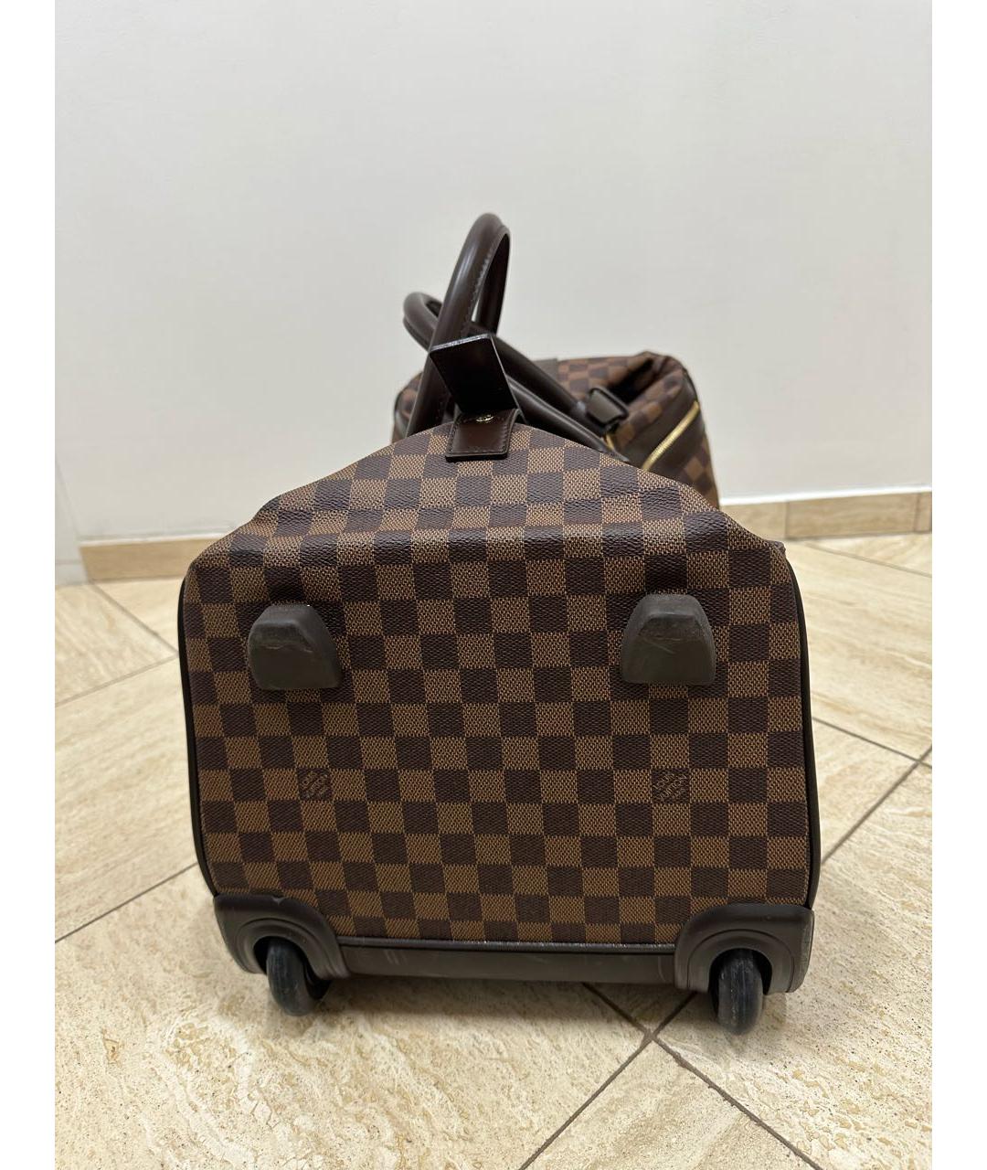 LOUIS VUITTON Коричневый чемодан, фото 6