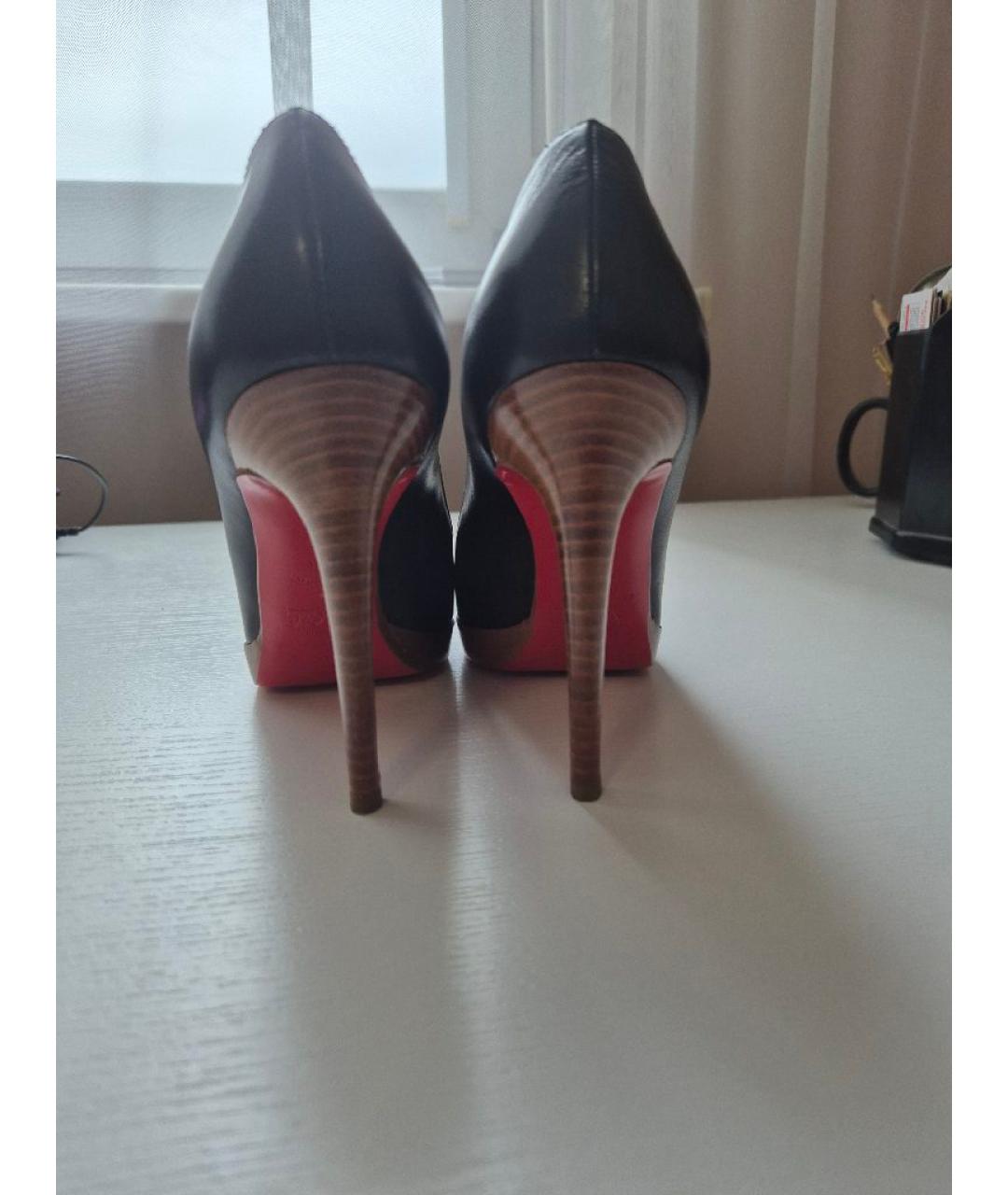 CHRISTIAN LOUBOUTIN Черные кожаные туфли, фото 4