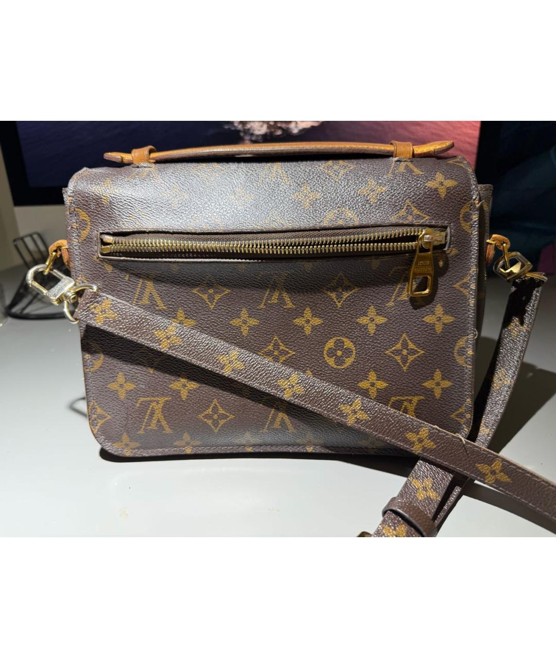 LOUIS VUITTON Коричневая сумка через плечо, фото 2
