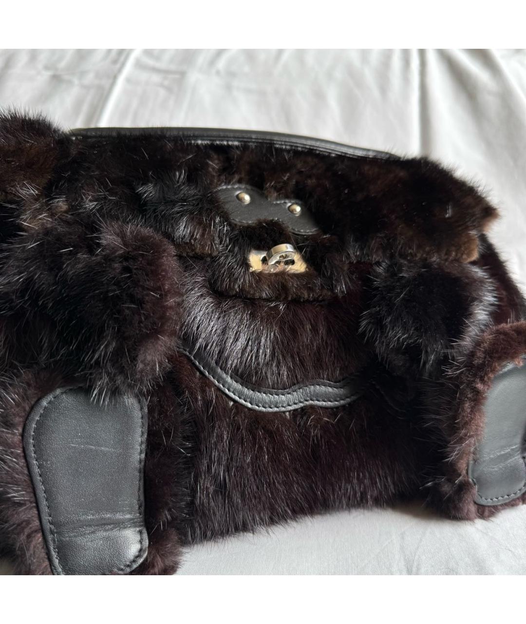READYMADE Черная меховая сумка с короткими ручками, фото 7