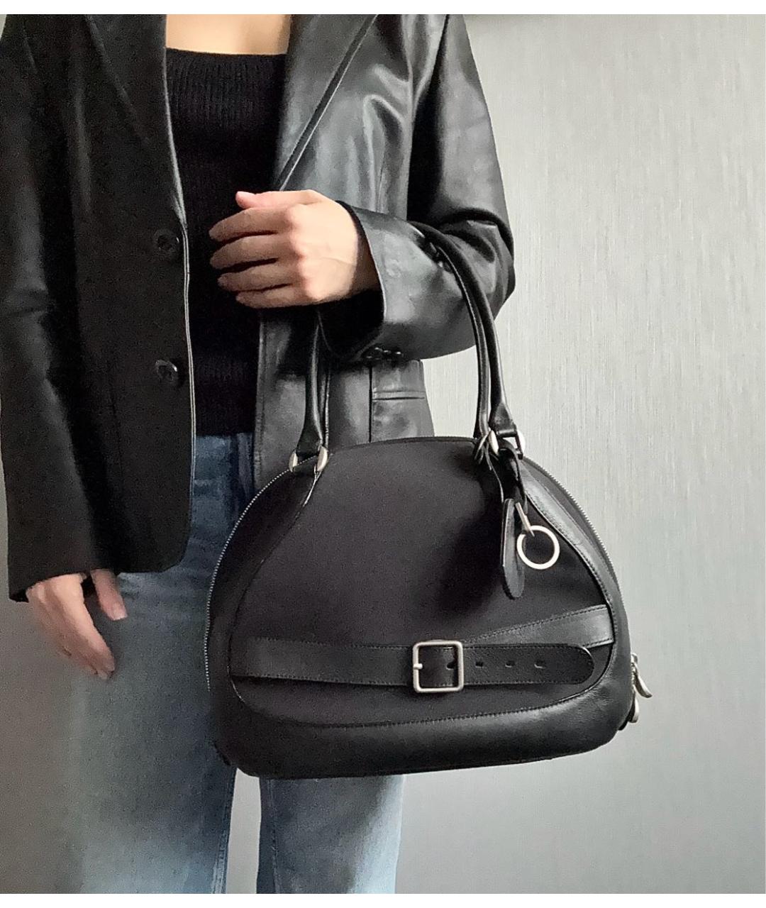 ALEXANDER MCQUEEN Черная кожаная сумка с короткими ручками, фото 5