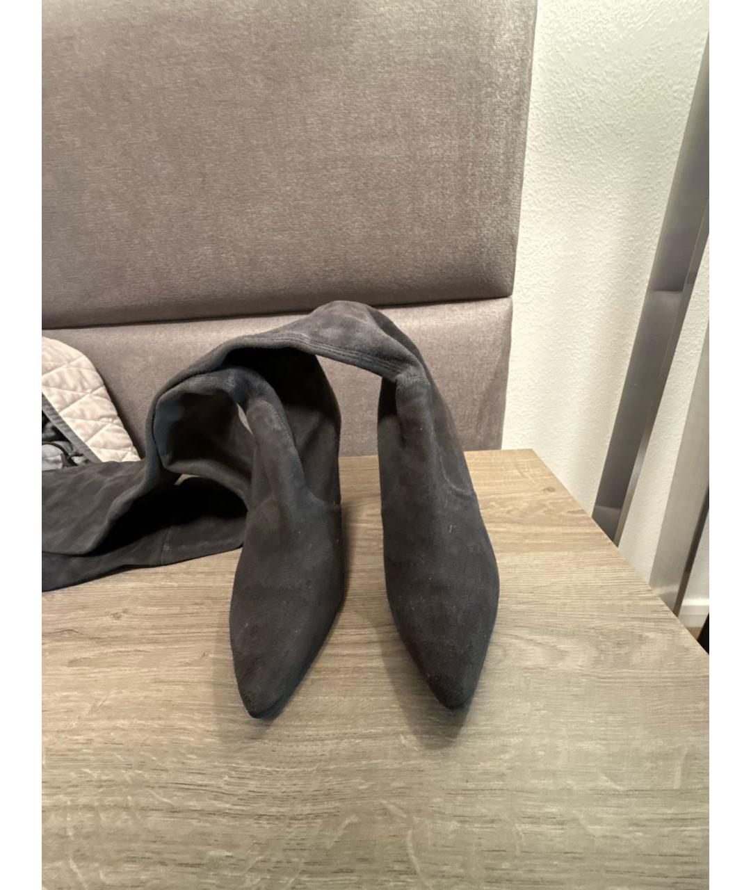 STUART WEITZMAN Антрацитовые замшевые ботфорты, фото 2