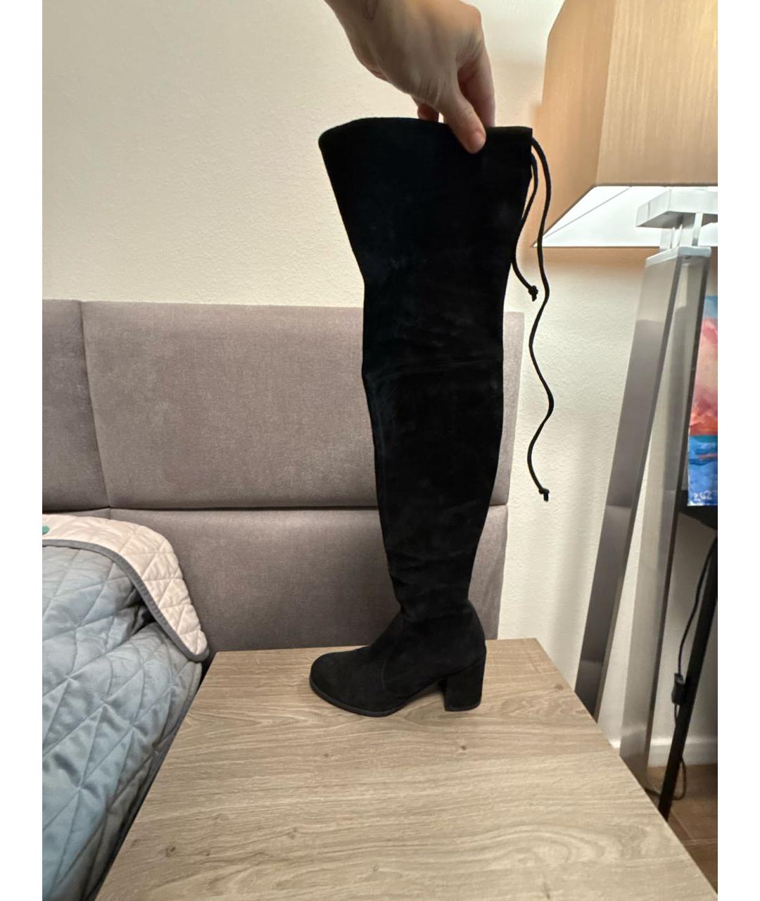 STUART WEITZMAN Черные замшевые ботфорты, фото 6