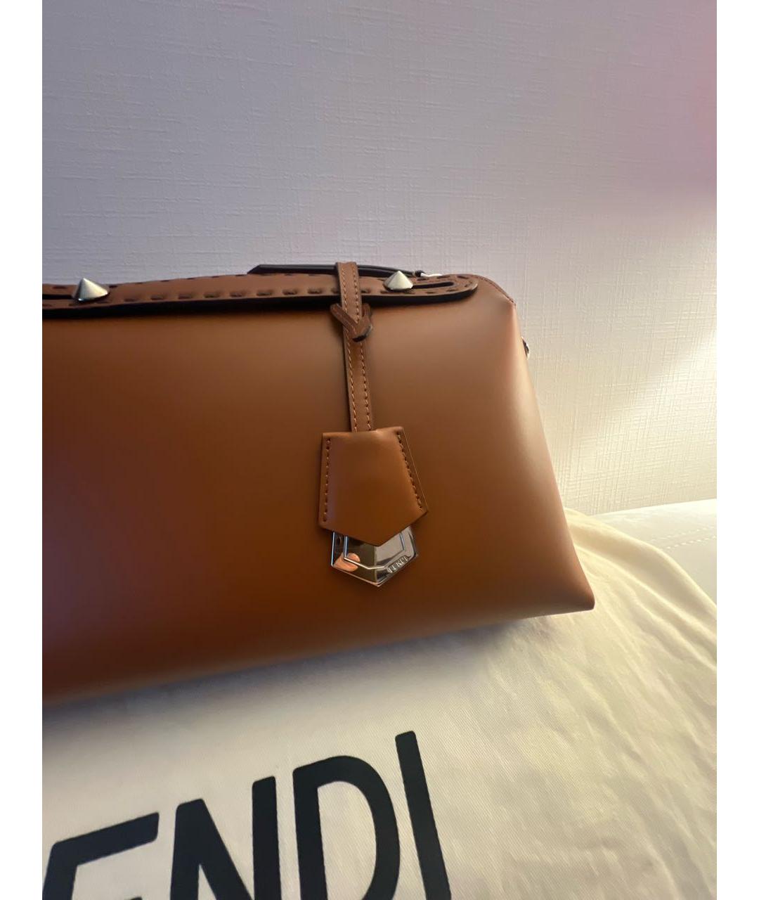 FENDI Коричневая кожаная сумка через плечо, фото 6