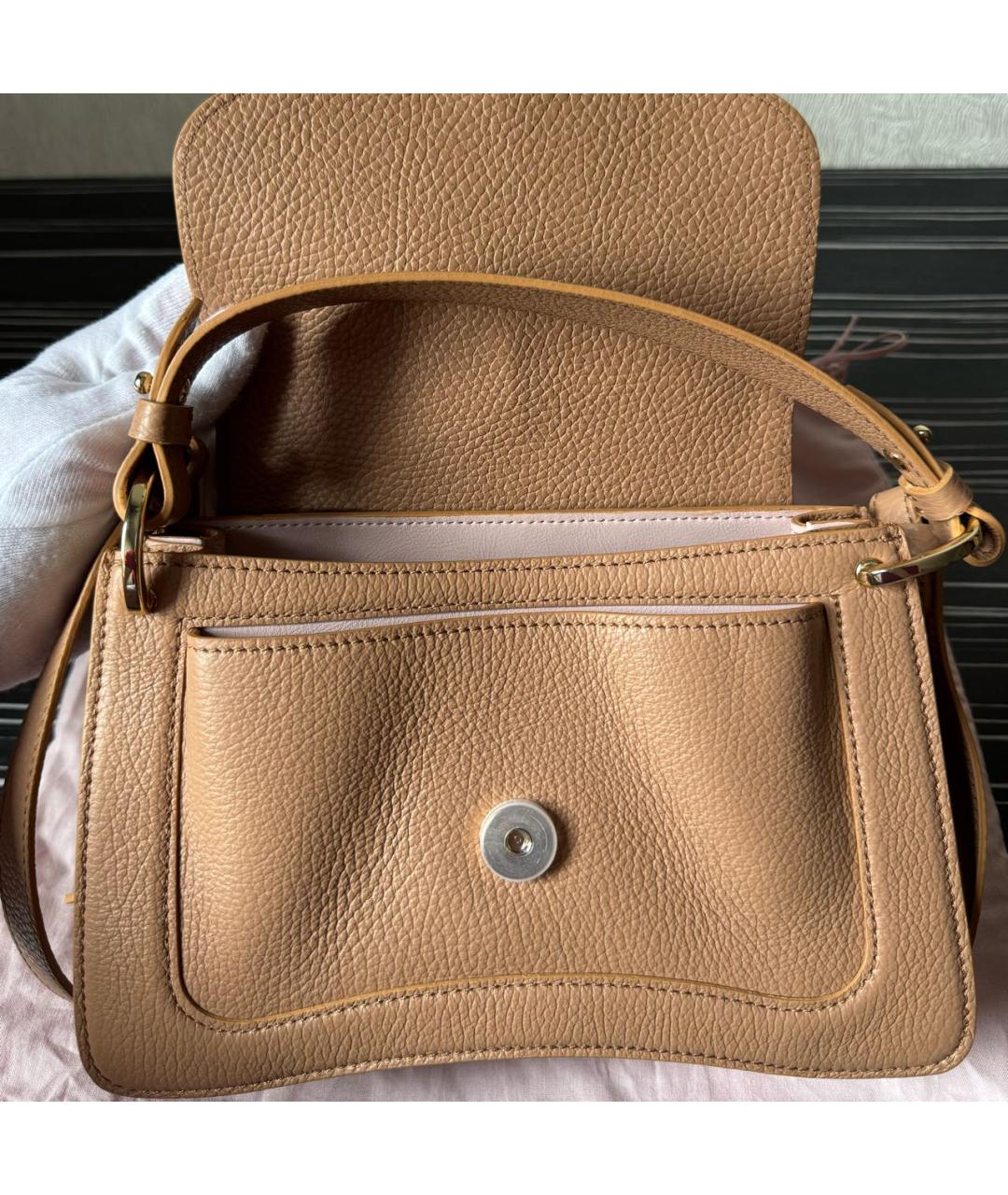 COCCINELLE Коричневая кожаная сумка через плечо, фото 6