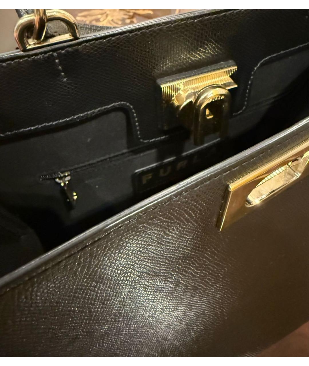 FURLA Черная кожаная сумка с короткими ручками, фото 3