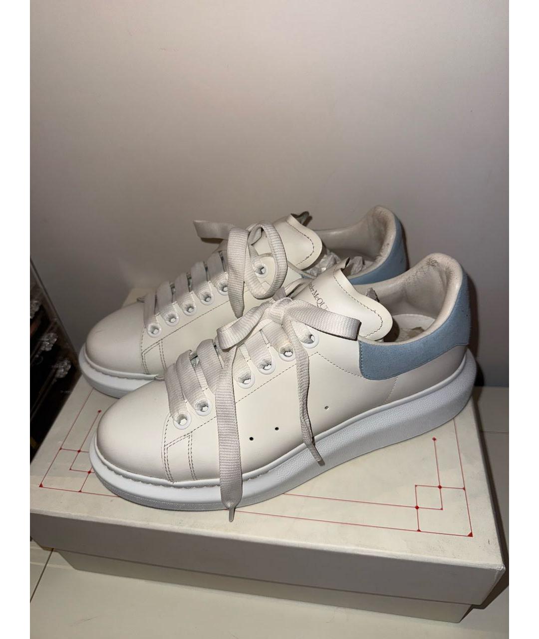 ALEXANDER MCQUEEN Белые кожаные кроссовки, фото 3