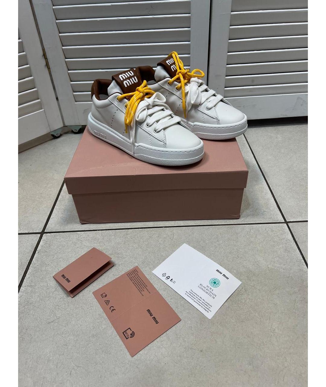 MIU MIU Белые кожаные кеды, фото 2
