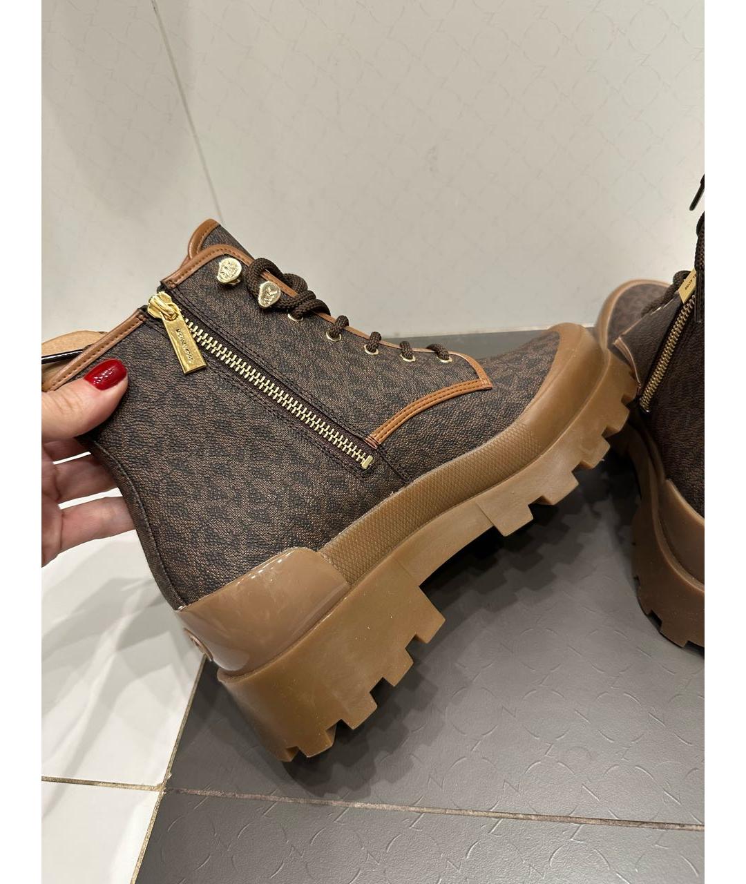 MICHAEL KORS Коричневые ботинки из искусственной кожи, фото 5