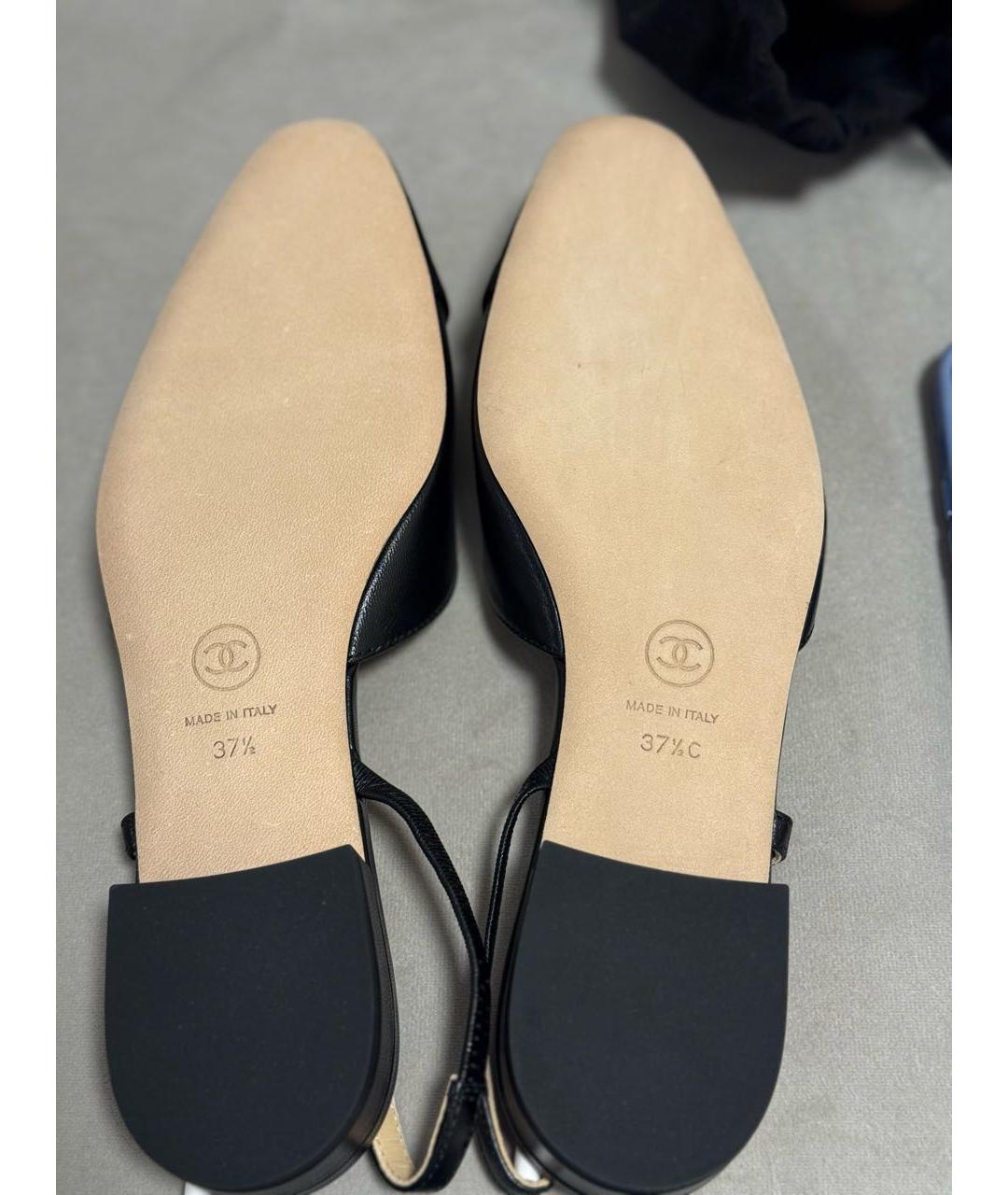 CHANEL Черные кожаные лодочки на низком каблуке, фото 2