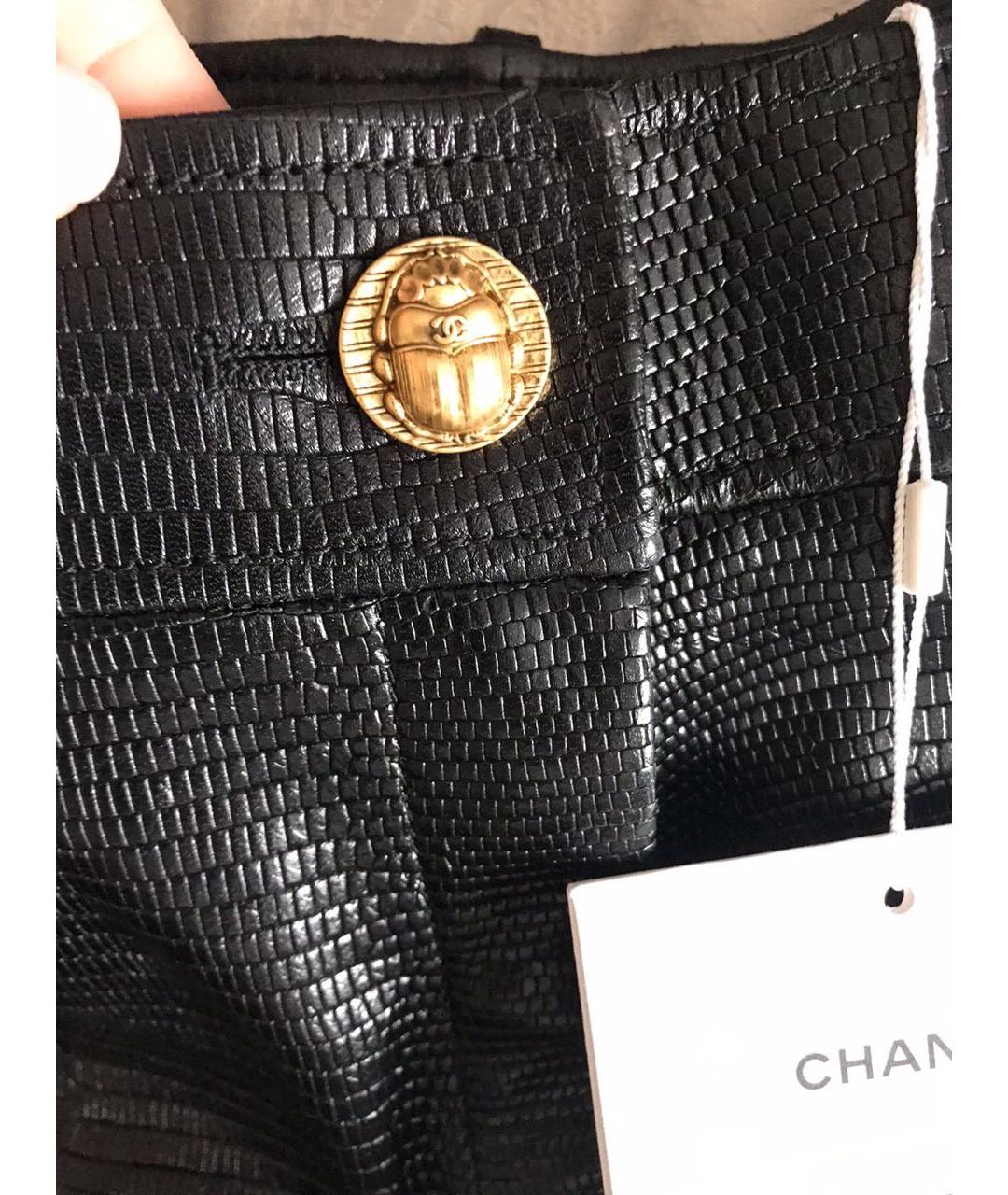 CHANEL Черные прямые брюки из экзотической кожи, фото 4