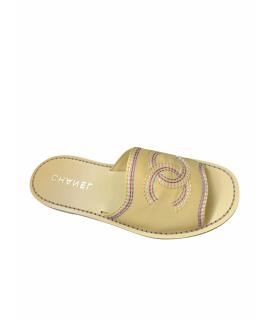 CHANEL Шлепанцы