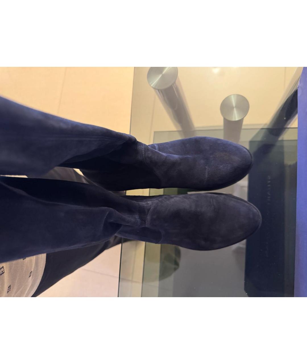 STUART WEITZMAN Темно-синие замшевые ботфорты, фото 3