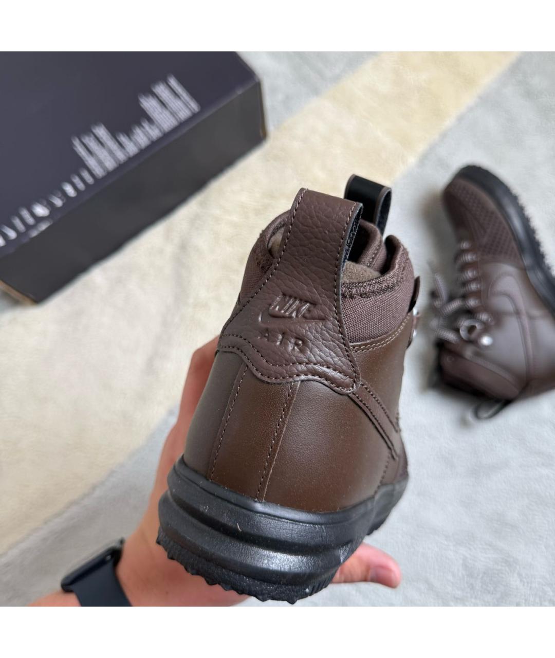 NIKE Коричневые кожаные высокие ботинки, фото 3