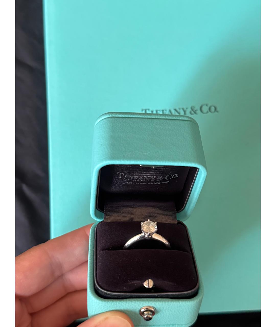 TIFFANY&CO Белое платиновое кольцо, фото 3