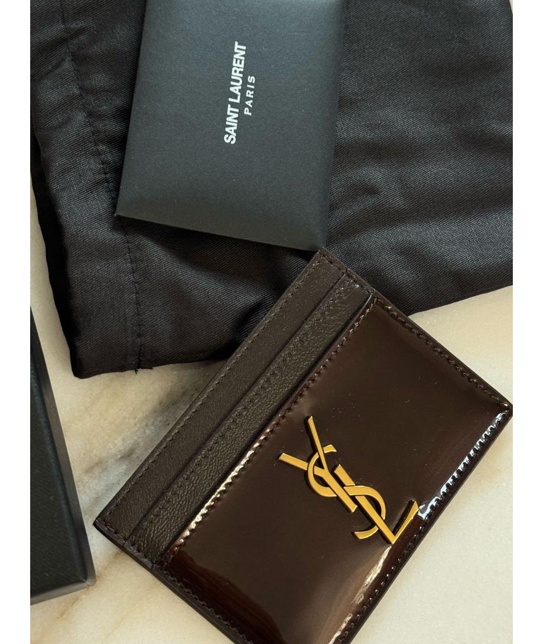 SAINT LAURENT Бордовый кардхолдер из лакированной кожи, фото 5