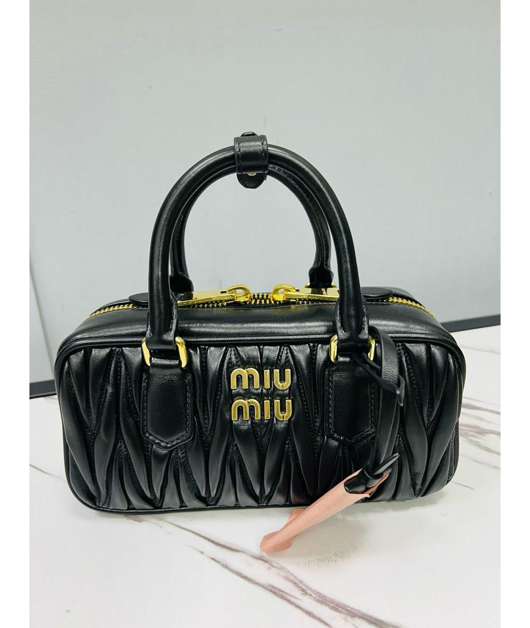 MIU MIU Черная кожаная сумка с короткими ручками, фото 5