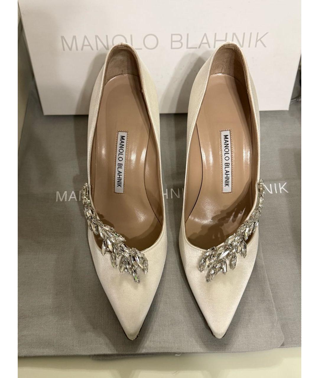 MANOLO BLAHNIK Белые свадебные туфли на высоком каблуке, фото 7