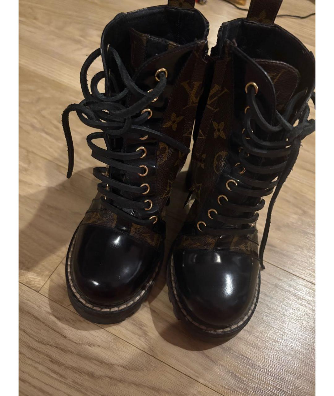 LOUIS VUITTON Коричневые ботильоны, фото 5