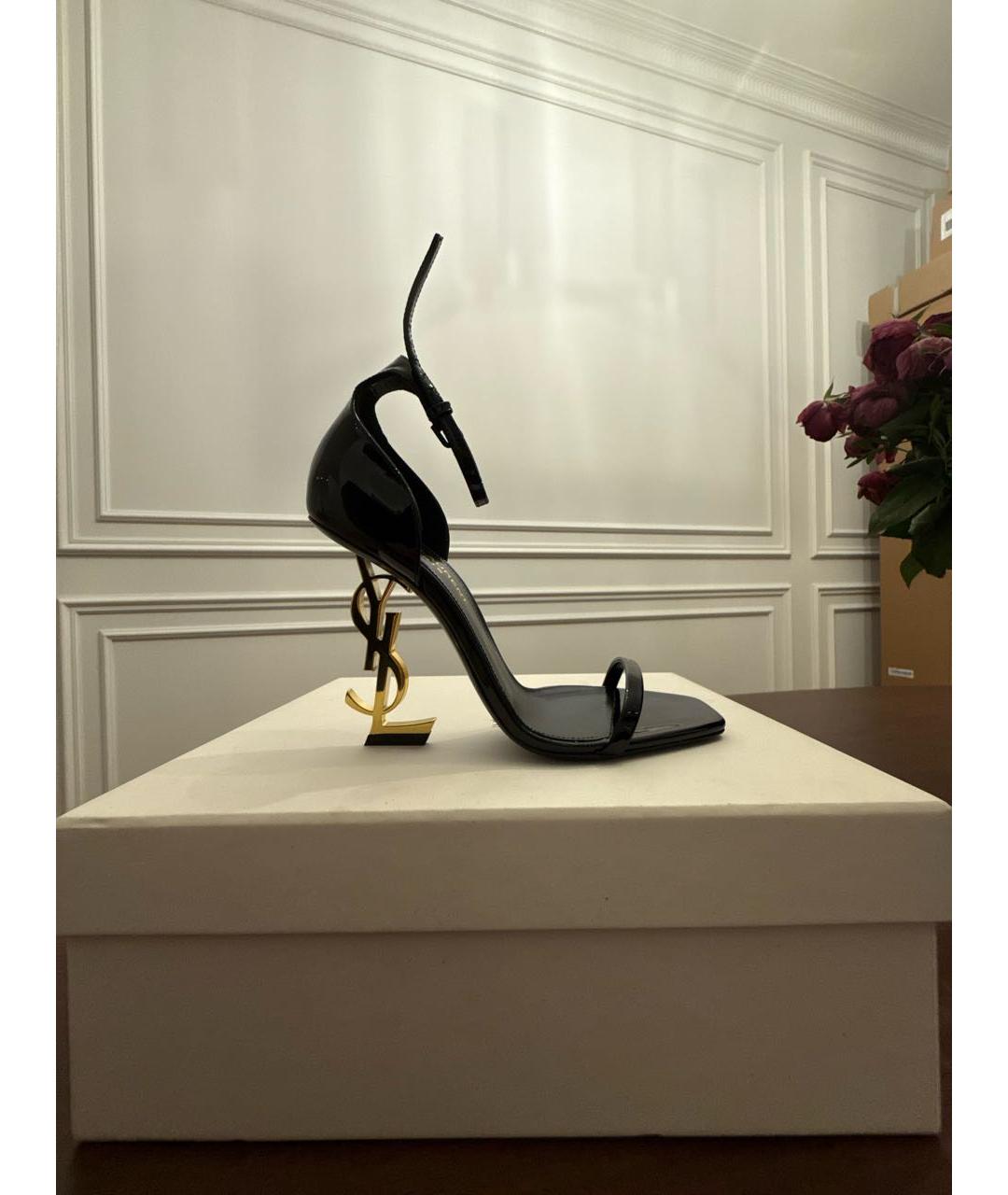 SAINT LAURENT Черные босоножки из лакированной кожи, фото 7