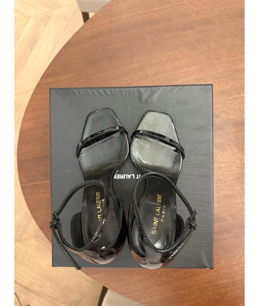 SAINT LAURENT Черные босоножки из лакированной кожи, фото 3