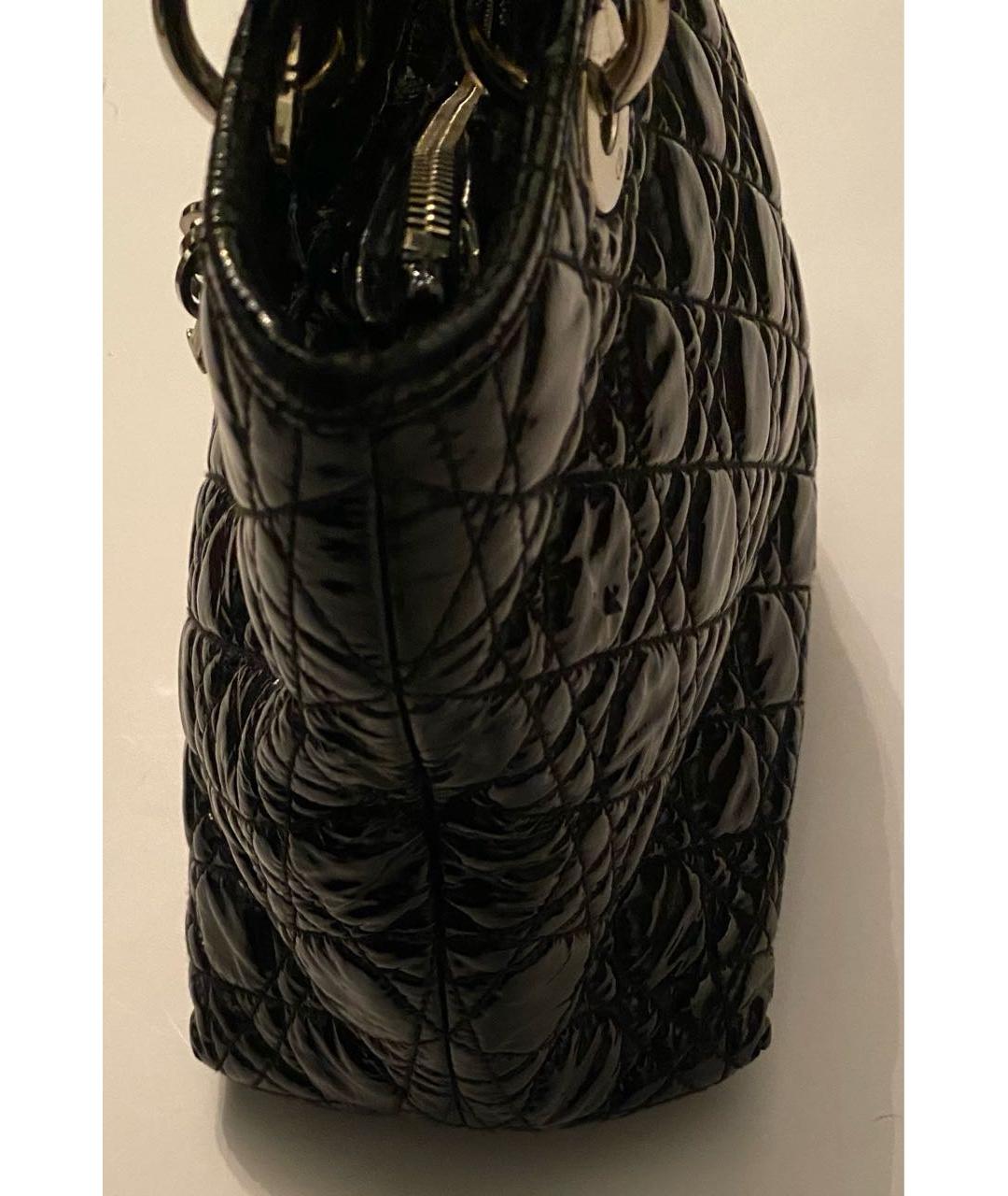 CHRISTIAN DIOR Черная сумка с короткими ручками из лакированной кожи, фото 5