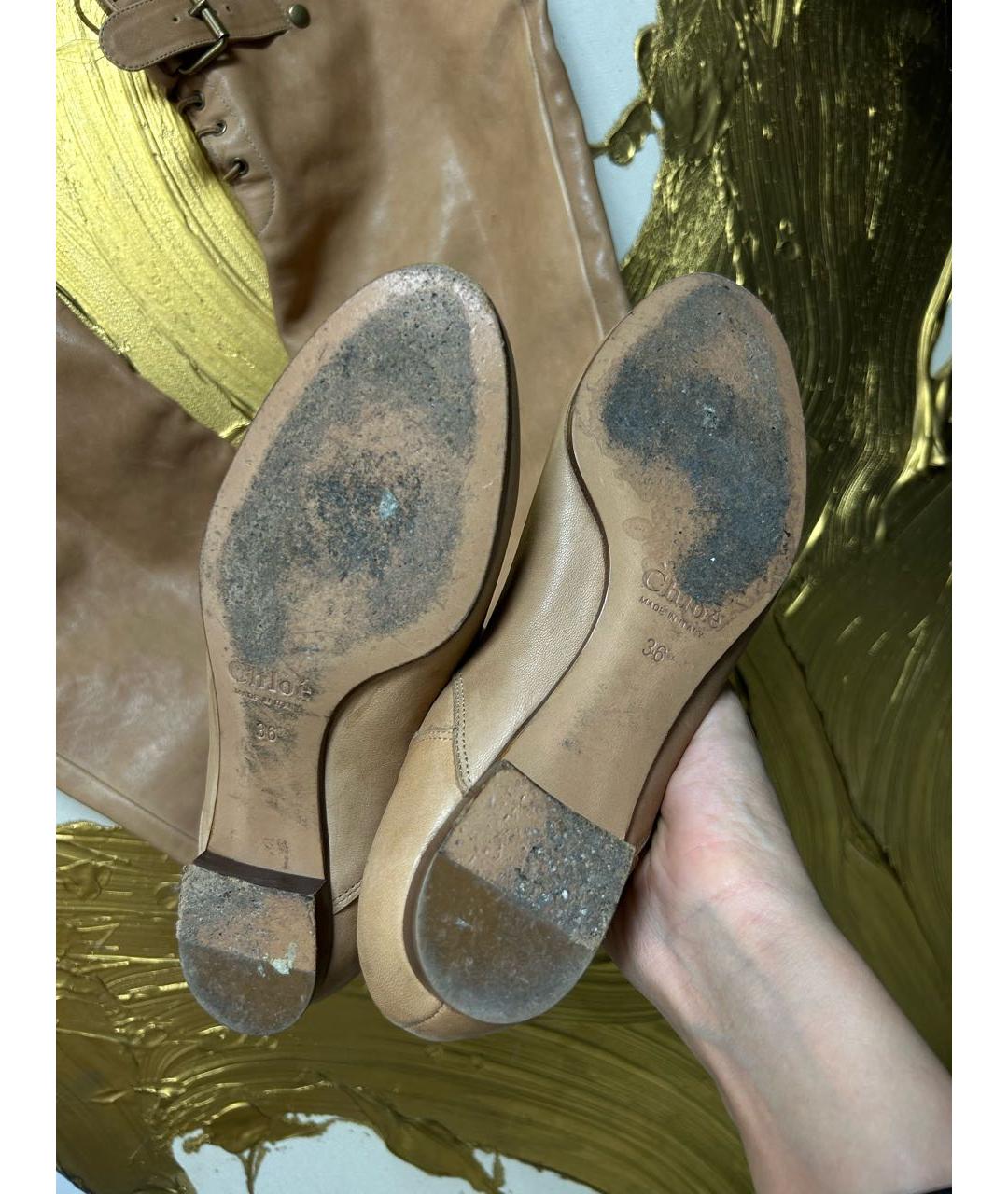 CHLOE Бежевые сапоги из лакированной кожи, фото 6