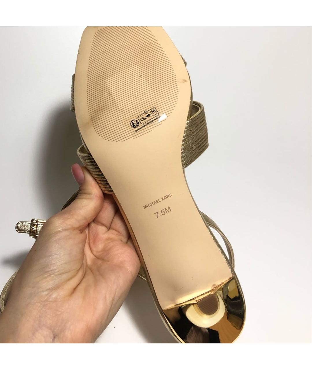 MICHAEL KORS Золотые босоножки, фото 4