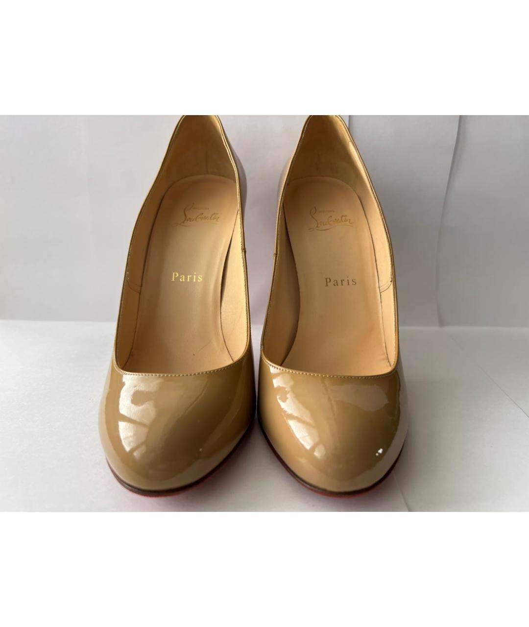 CHRISTIAN LOUBOUTIN Бежевые туфли из лакированной кожи, фото 3