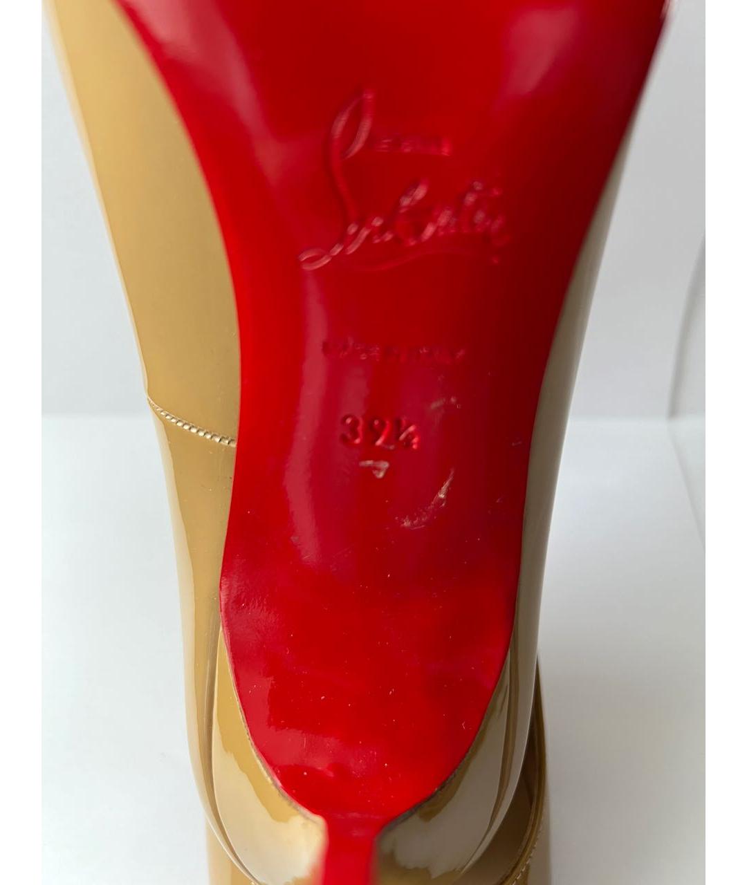 CHRISTIAN LOUBOUTIN Бежевые туфли из лакированной кожи, фото 6