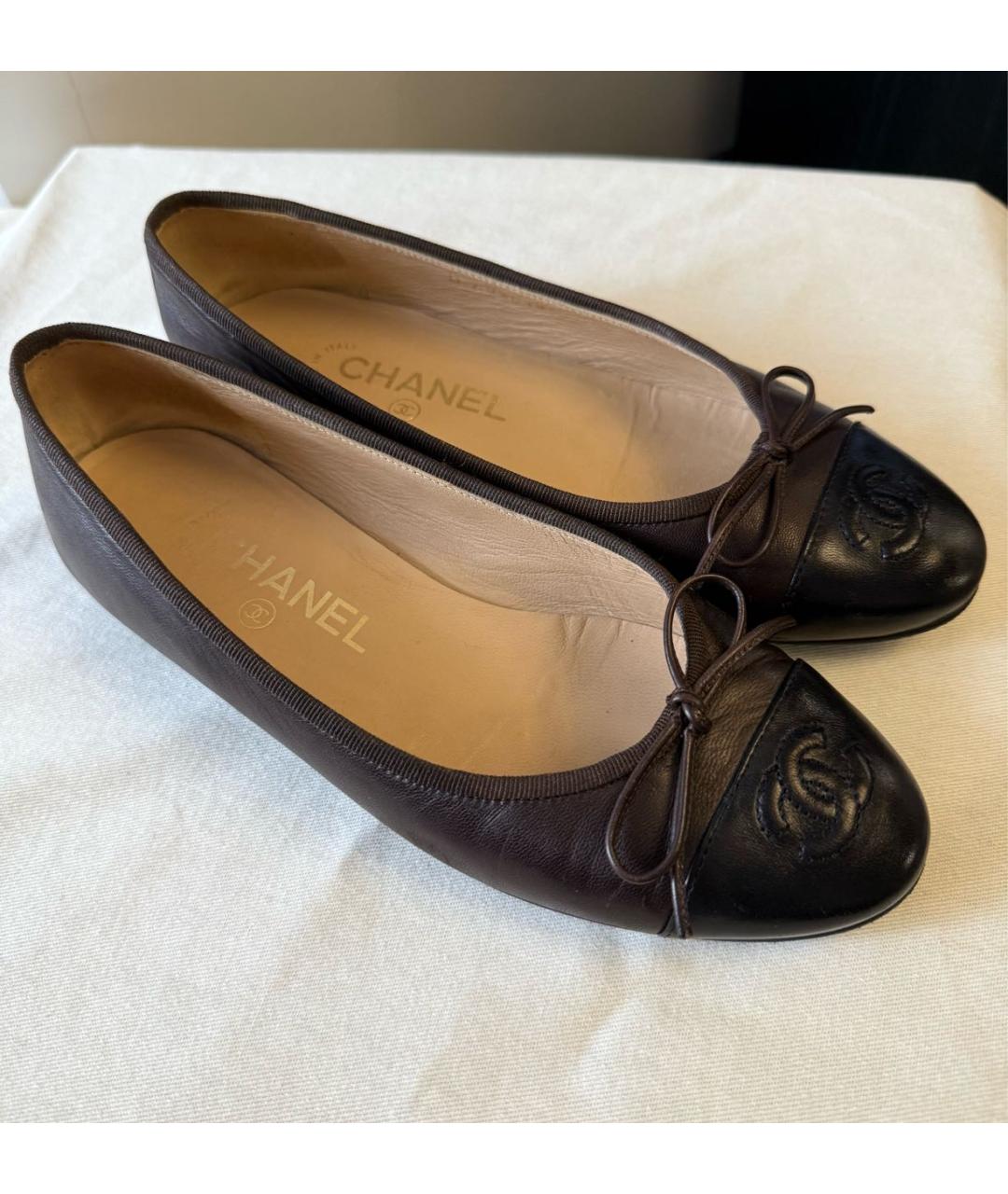 CHANEL Коричневые кожаные балетки, фото 4
