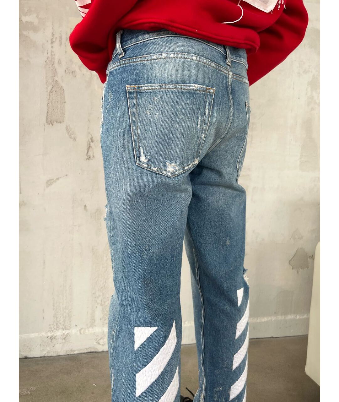 OFF-WHITE Синие хлопко-полиэстеровые прямые джинсы, фото 6