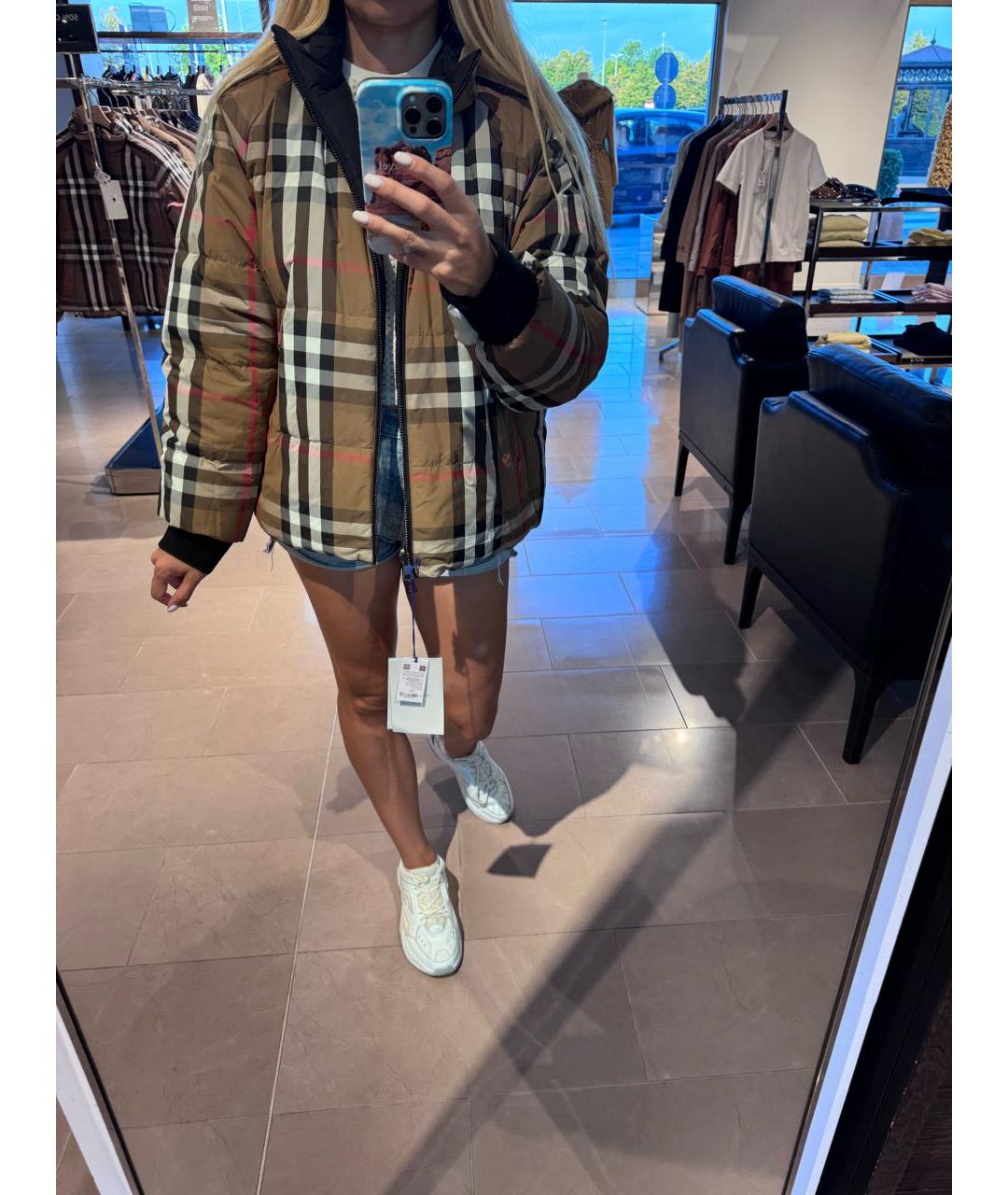BURBERRY Бежевый пуховик, фото 2