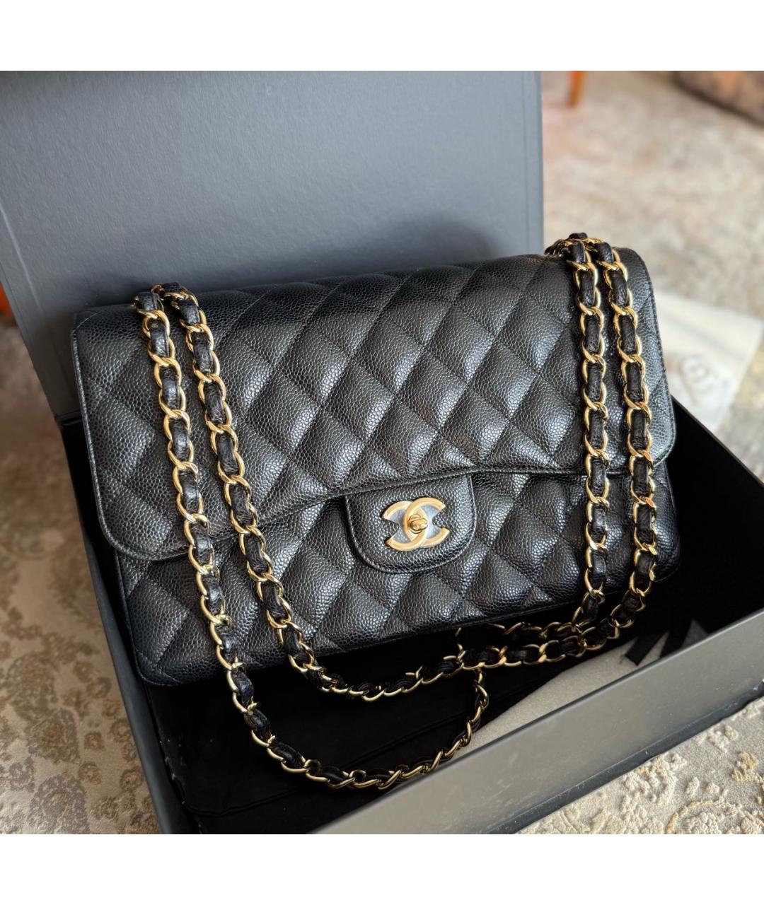CHANEL Черная кожаная сумка через плечо, фото 2