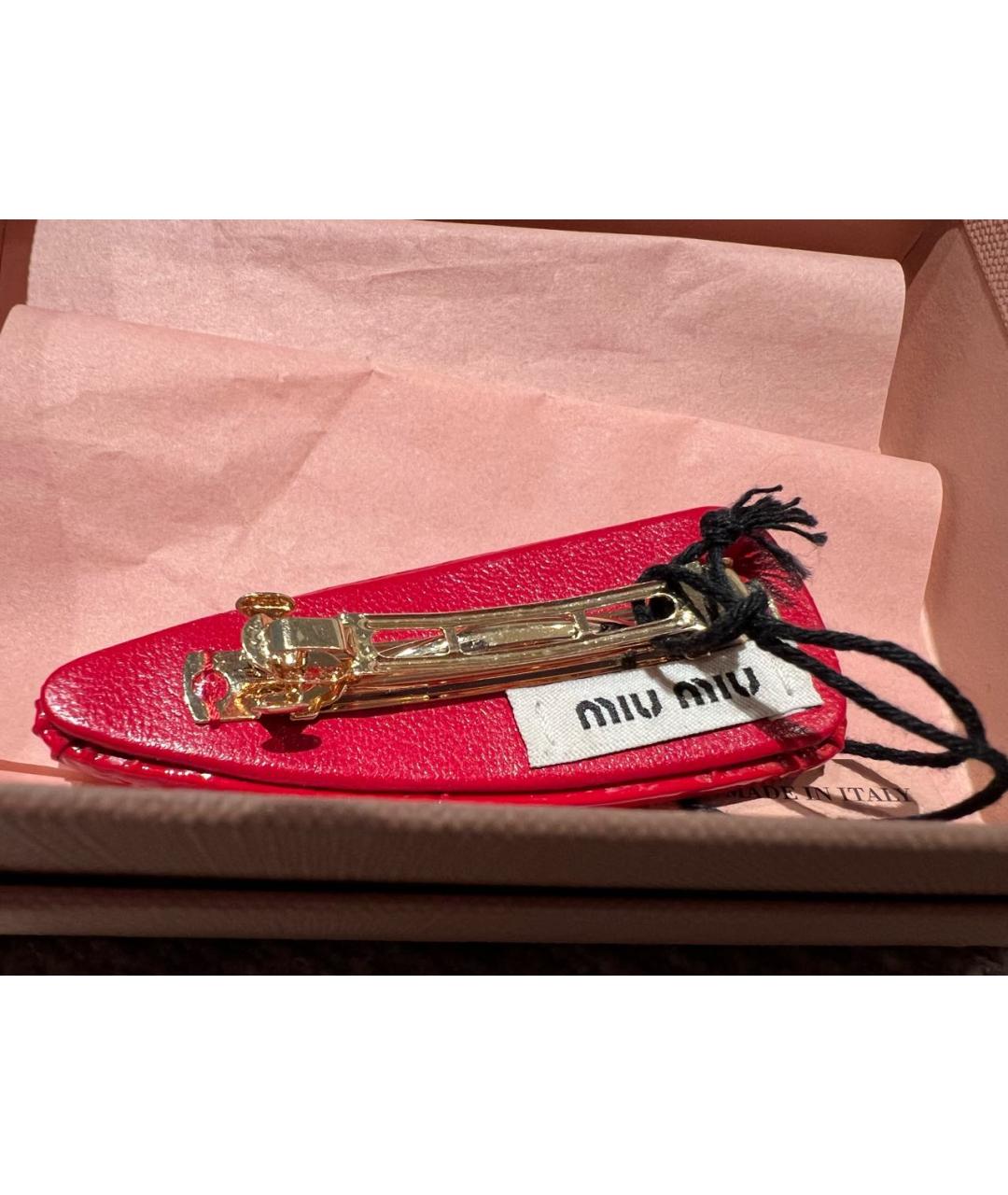 MIU MIU Красная заколка, фото 3