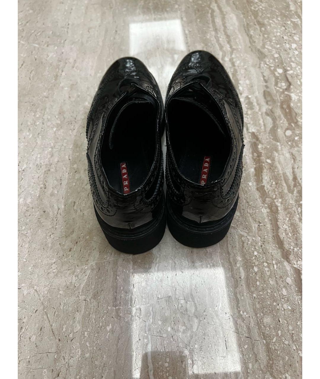 PRADA Черные брогги и оксфорды из лакированной кожи, фото 3