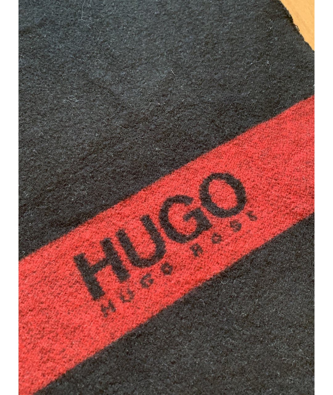 HUGO BOSS Черный кашемировый шарф, фото 2