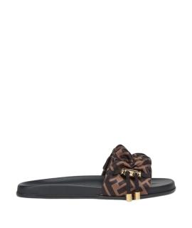 FENDI Сандалии