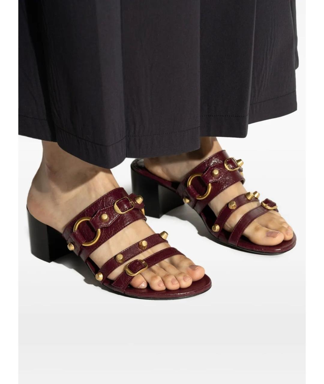 BALENCIAGA Бордовые кожаные мюли, фото 5