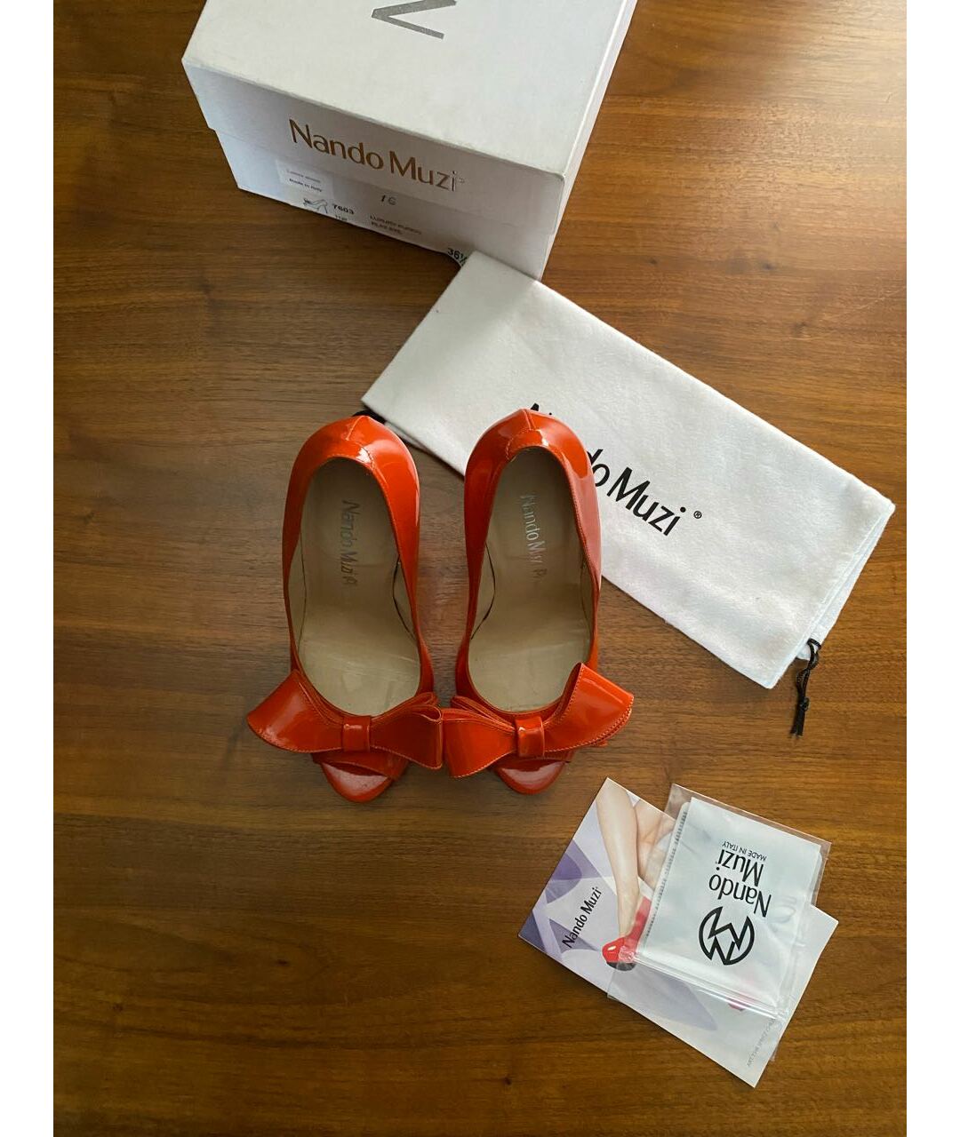 NANDO MUZI Оранжевое туфли из лакированной кожи, фото 3