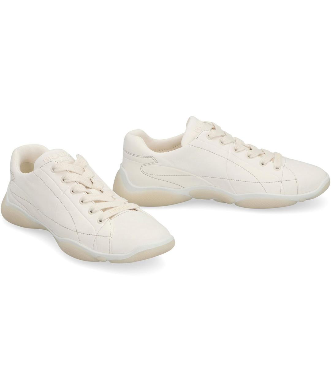 PRADA Белые кожаные кроссовки, фото 3