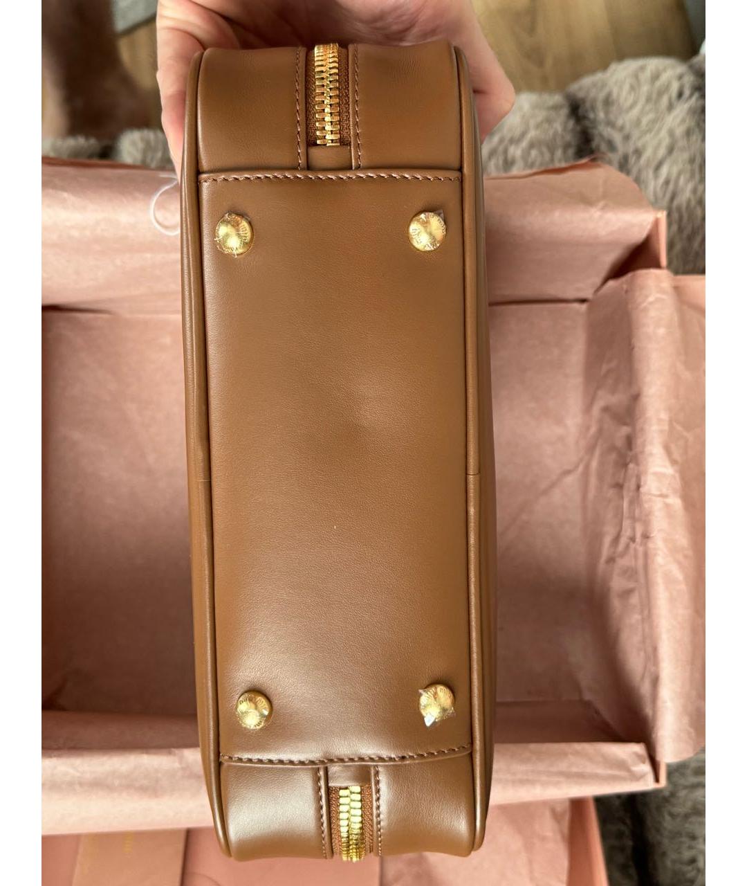 MIU MIU Коричневая кожаная сумка через плечо, фото 3