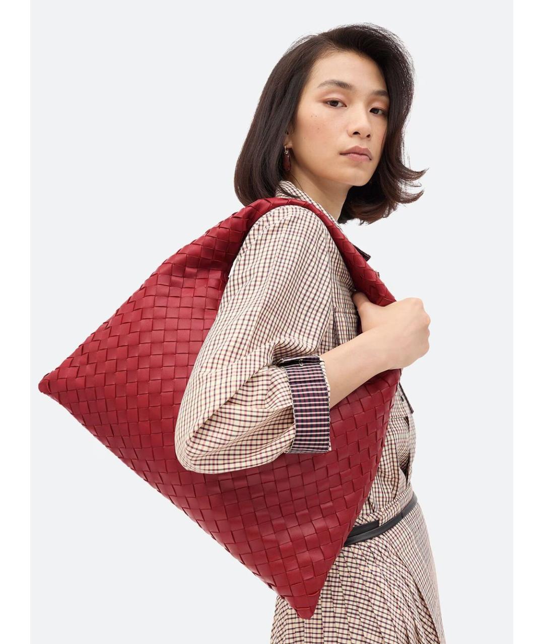 BOTTEGA VENETA Красная кожаная сумка через плечо, фото 2