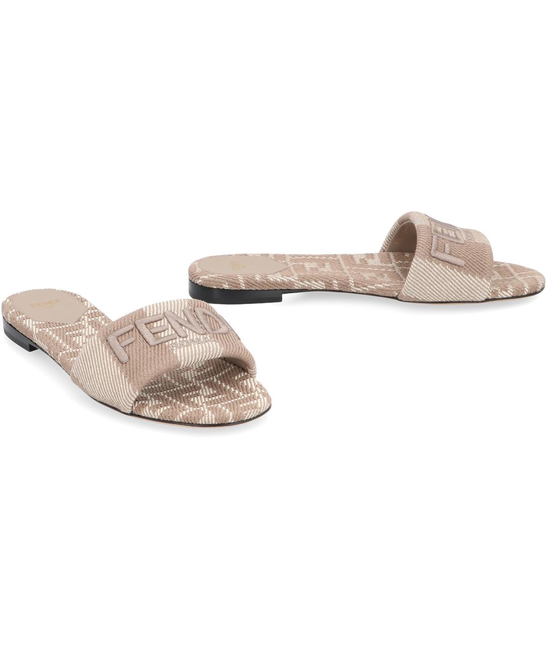 FENDI Бежевые текстильные шлепанцы, фото 3