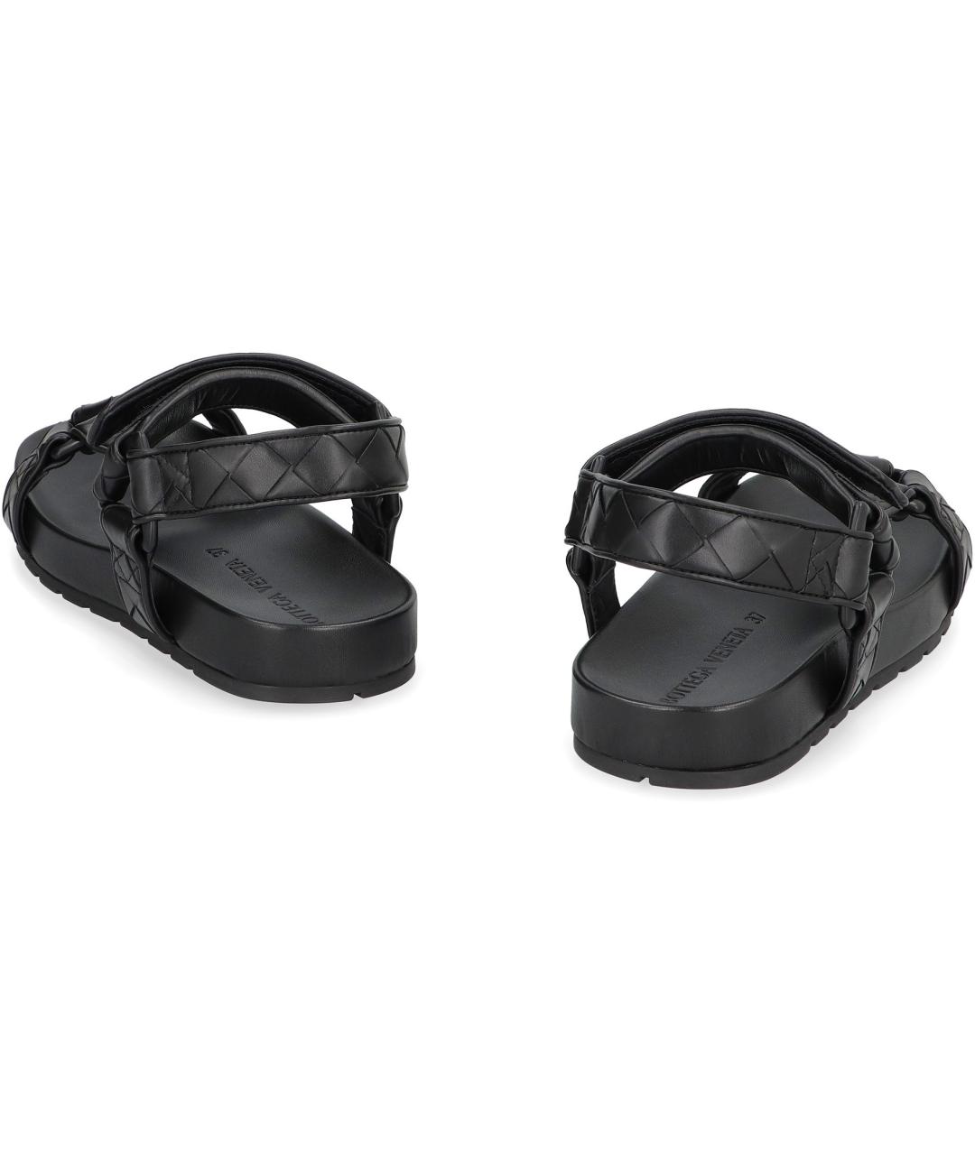 BOTTEGA VENETA Черные кожаные сандалии, фото 3