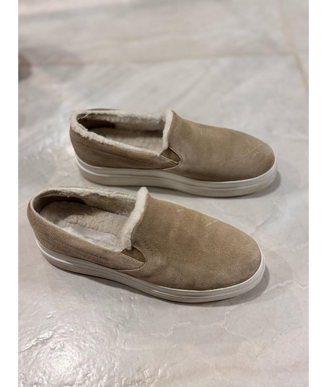 PRADA Бежевые замшевые лоферы, фото 2